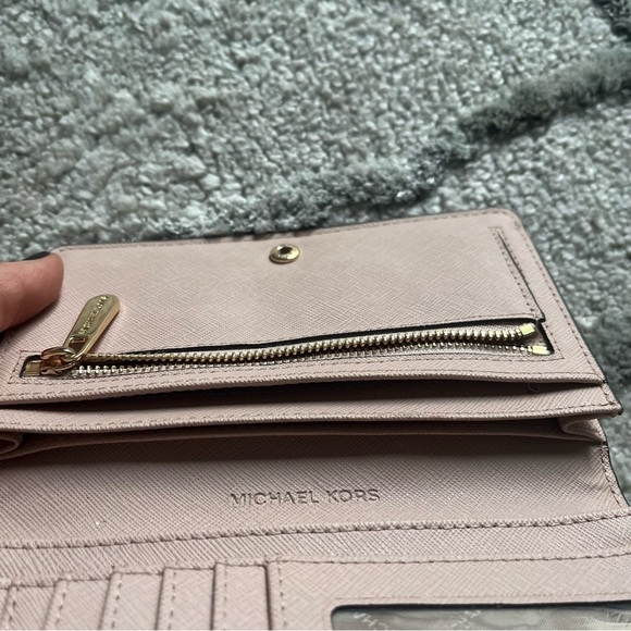 Michael Kors pink leather wallet card holder snap button coin pocket - Picture 7 of 11
